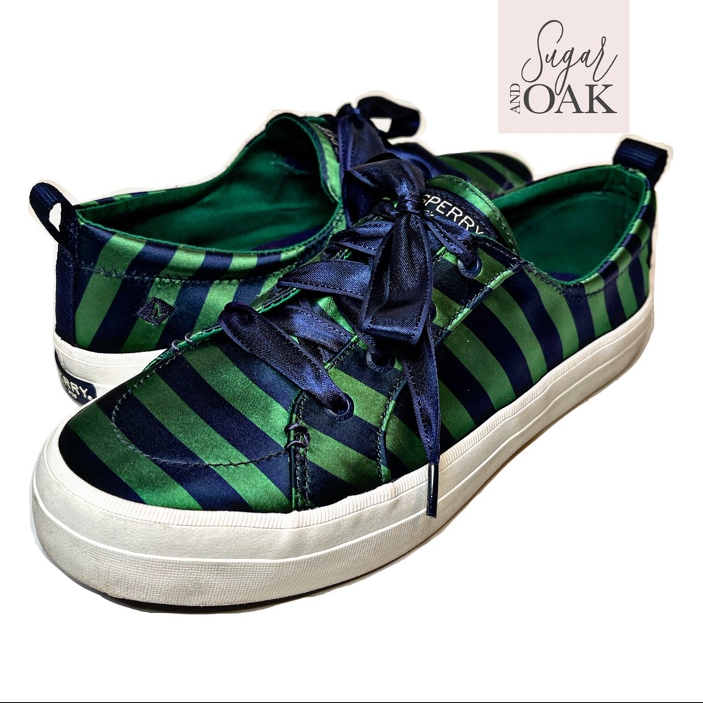 NWOT SPERRY Crest Vibe Varsity Stipe Satin Sz. 9